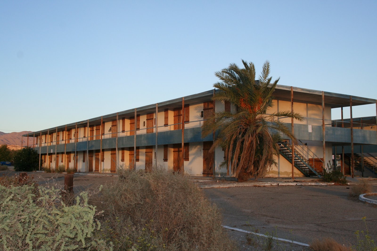 Exploring Ruins on the Salton Sea